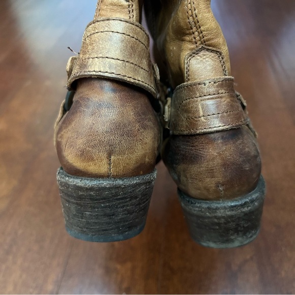Frye Women’s Brown Leather Boots with Classic Western Harness Details, Size 10 - Picture 11 of 15
